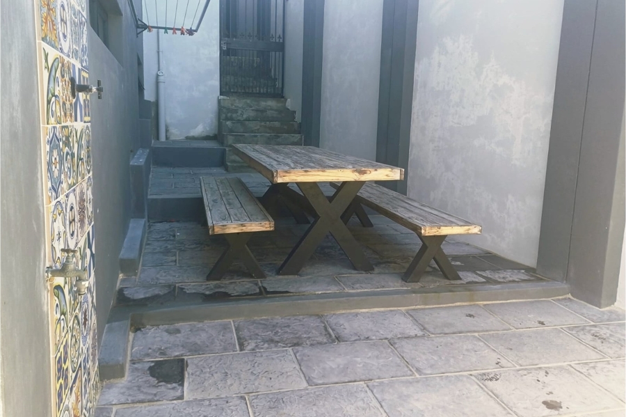 To Let 2 Bedroom Property for Rent in Bloubergstrand Western Cape